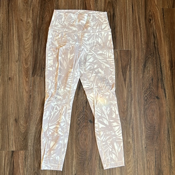 Lululemon wunder under high rise - Picture 2 of 4